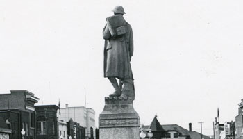 1950's photo of the Cenotaph in Red Deer.